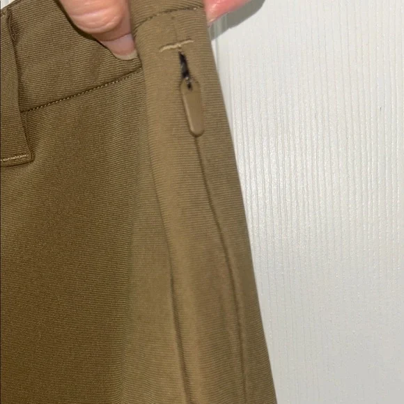 Lululemon Men’s ABC Slim-Fit 5 Pocket Pants in Olive - Picture 9 of 14